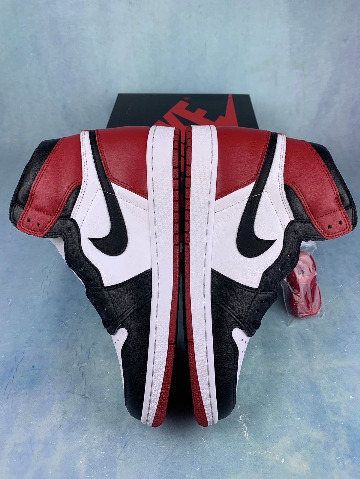 Air Jordan 1 High - Unisex Sneakers Style 22