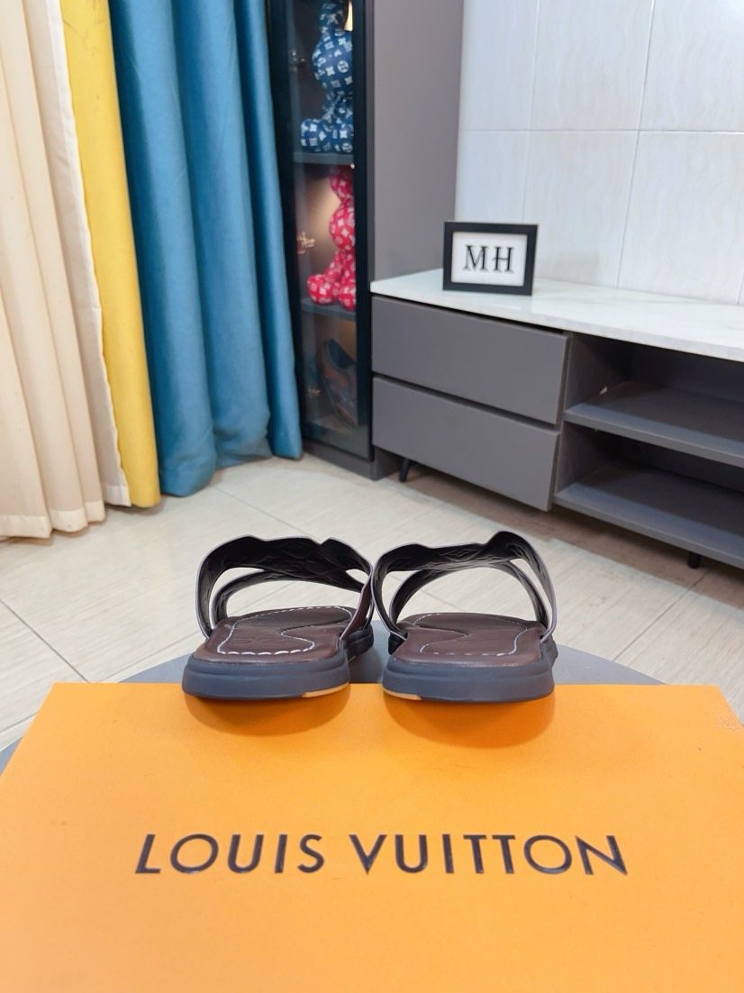 Louis Vuitton Men's Embossed Strap Slide Sandals - Open-Toe Slip-On Design